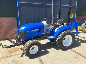 New Holland Boomer 25